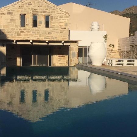Laini Luxury Suites Pombia Eksteriør bilde