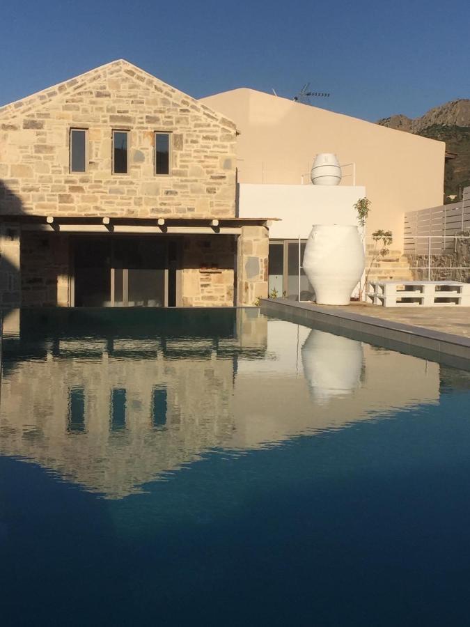 Laini Luxury Suites Pombia Eksteriør bilde